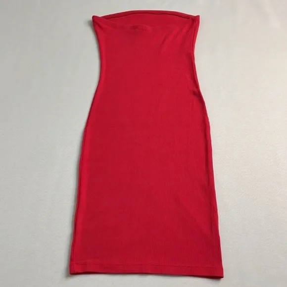 Red strapless ribbed dress Sz small - Picture 6 of 6